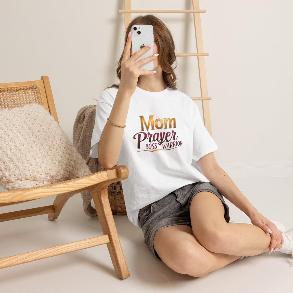 Mom Prayer Boss Warrior - T-Shirt | Religious Inspirational Tee | Celebrating the Extraordinary Influence of Mothers